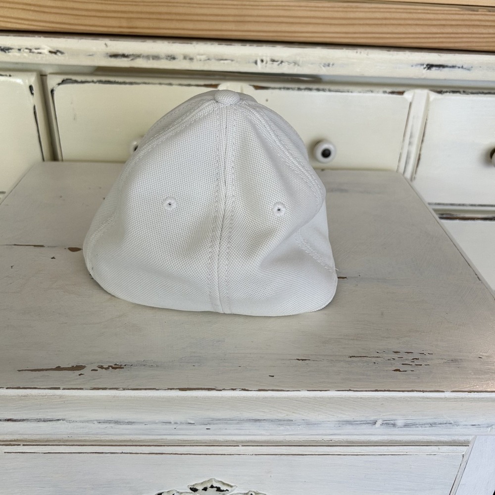 The Ritz Carlton Naples Under Armour Mens Hat Cap White Black Embroidered Med/Lg - Picture 5 of 11